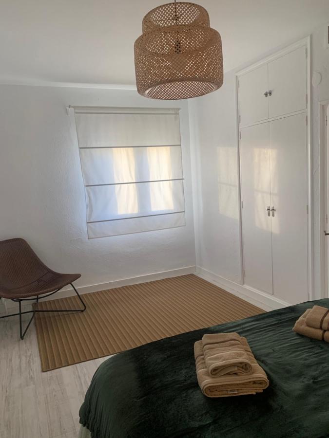 Hidden Gem Nereidas Beach Con Ascensor Cadiz Bagian luar foto
